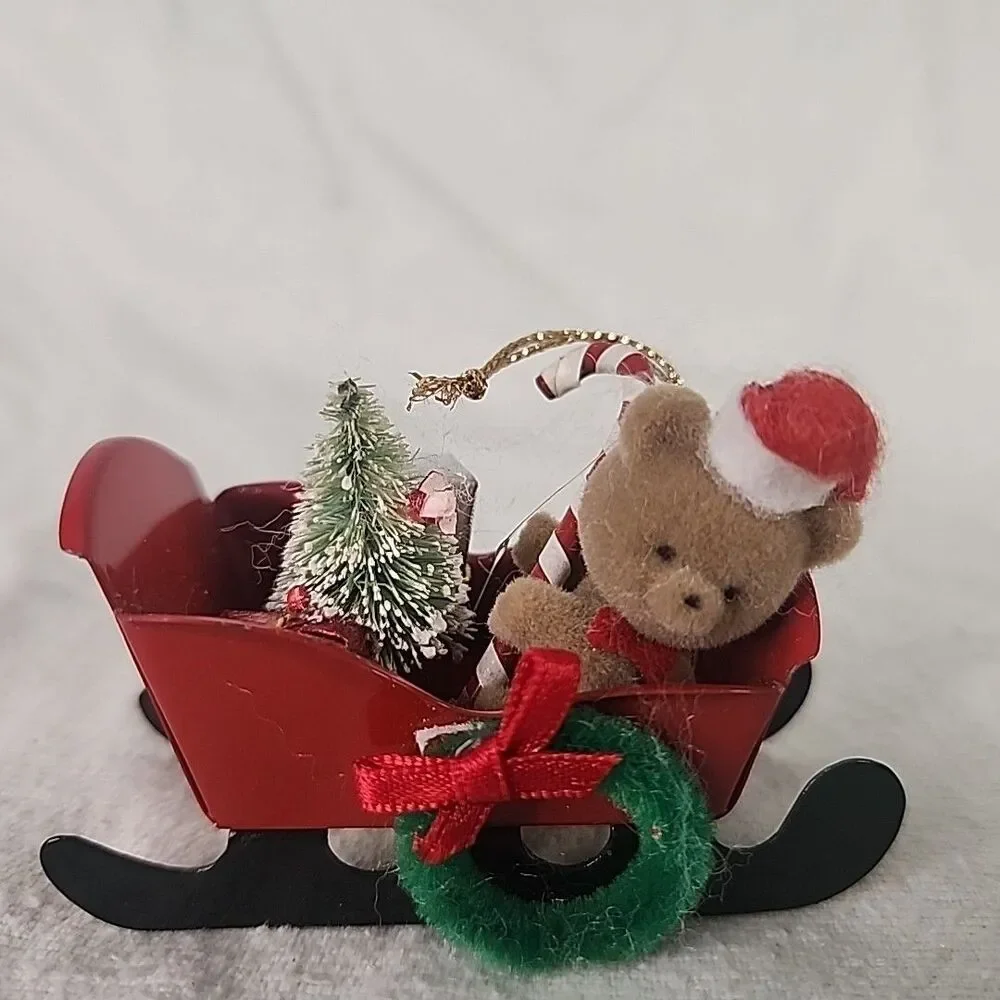 Red Metal Ornament Sleigh With Flocked Teddy Bear & Presents Russ Berrie 1980’s